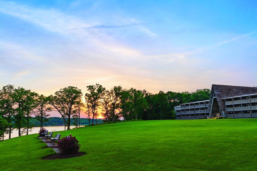 Hueston Woods Lodge And Conference Center College Corner Экстерьер фото