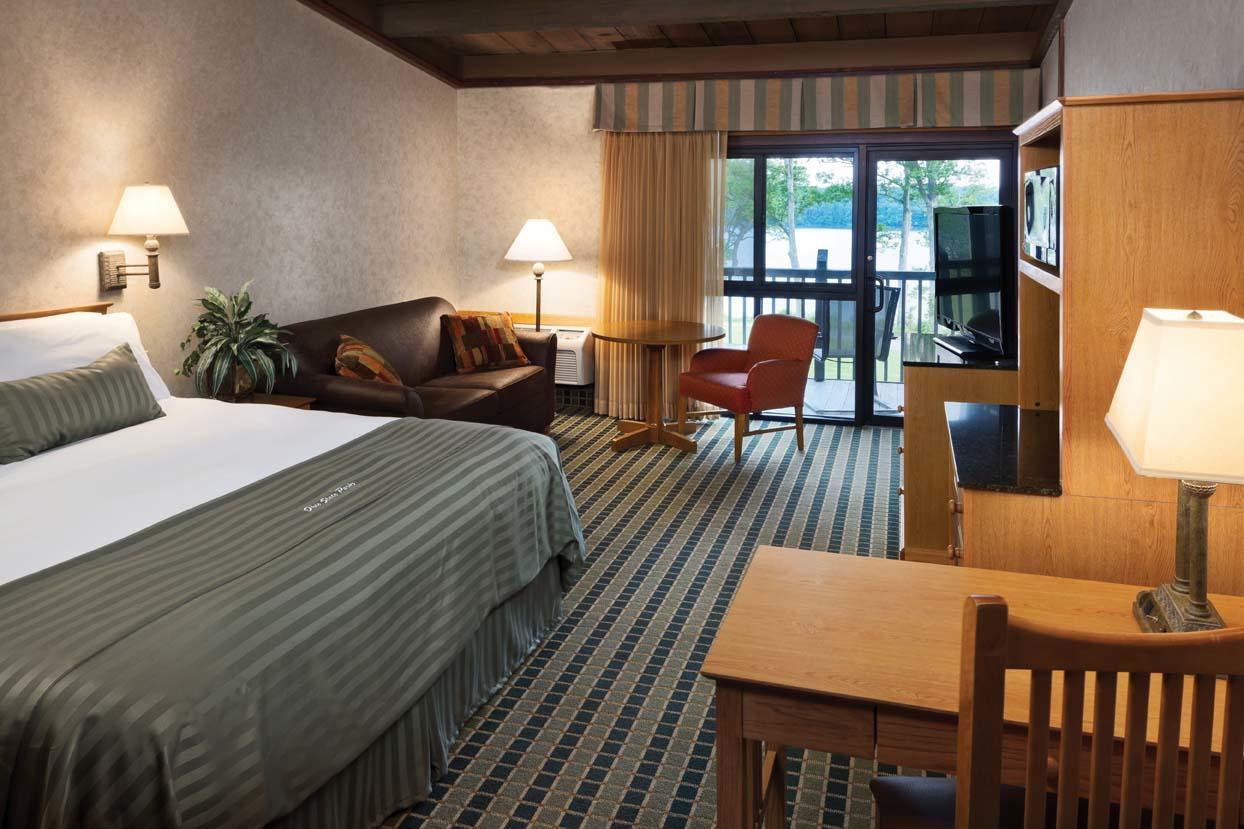 Hueston Woods Lodge And Conference Center College Corner Экстерьер фото