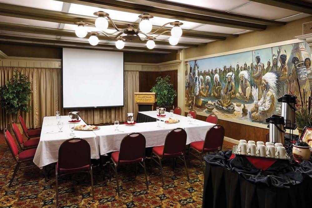 Hueston Woods Lodge And Conference Center College Corner Экстерьер фото